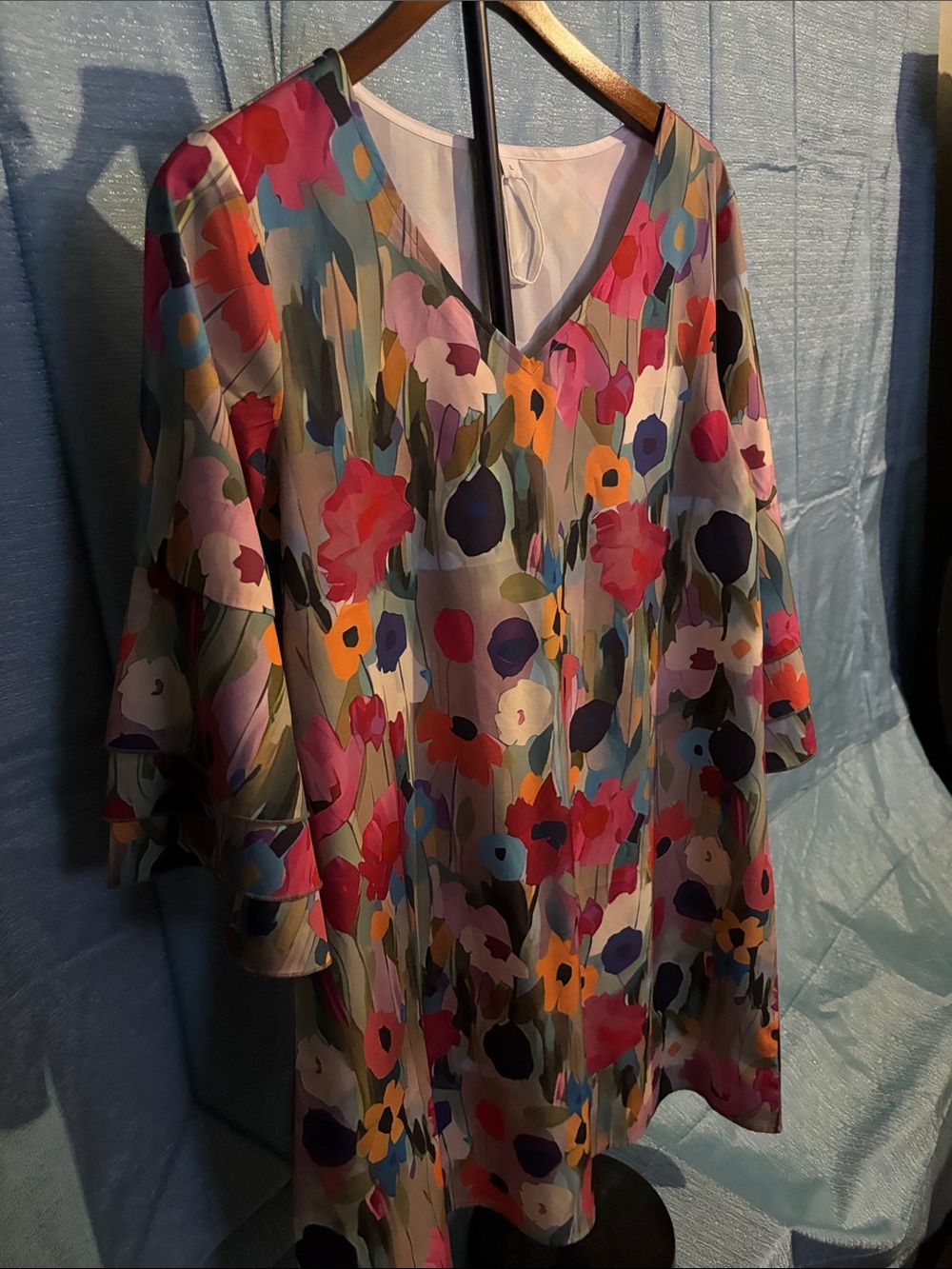 Floral V-Neck Women’s Tunic Top in Multicolor